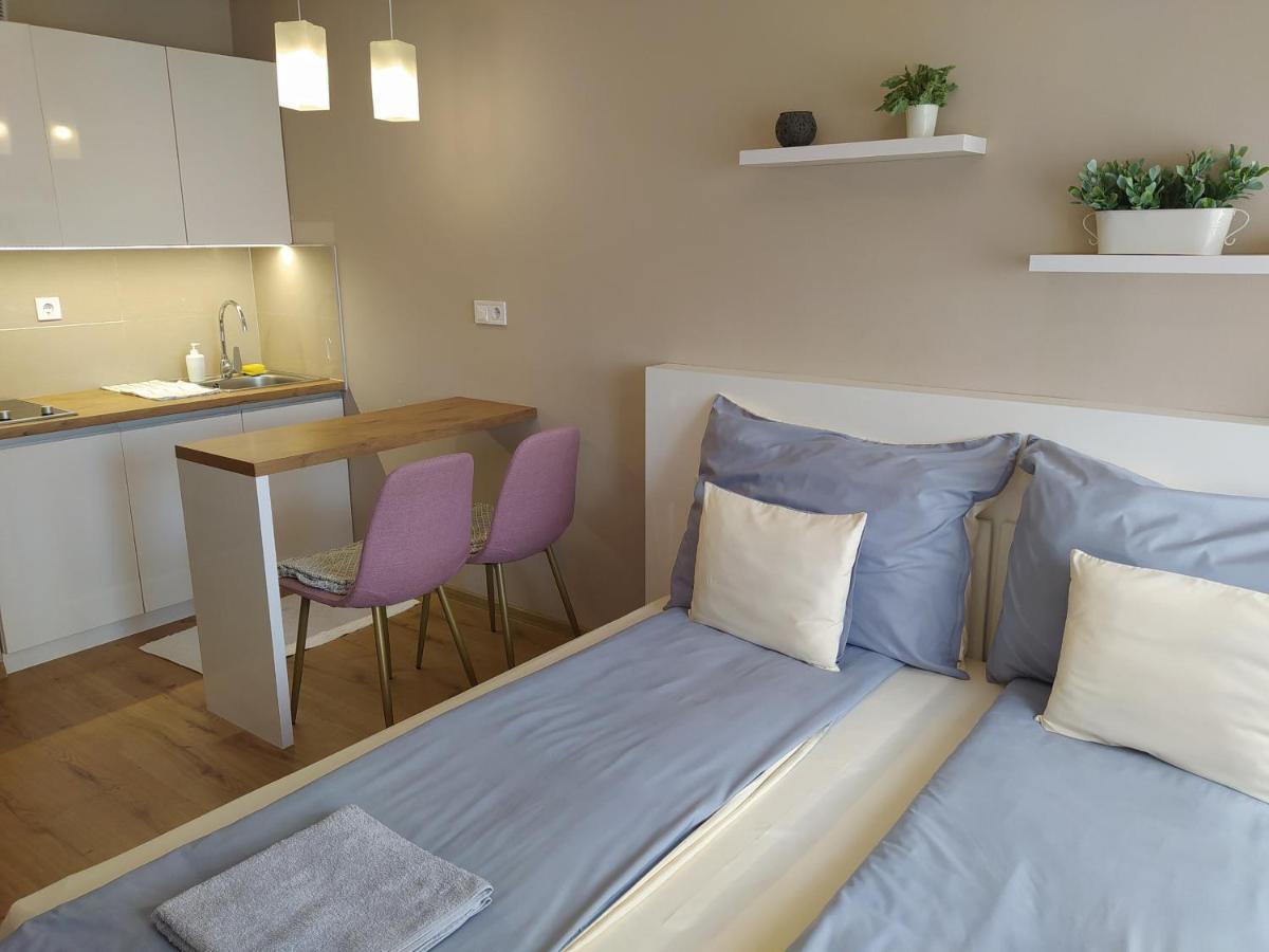 Lia Apartman Apartment Nyíregyháza Екстериор снимка